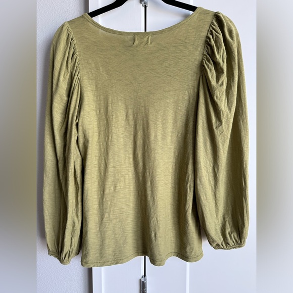 Women’s Nation LTD Cecilia Balloon Sleeve Tee - Picture 2 of 3